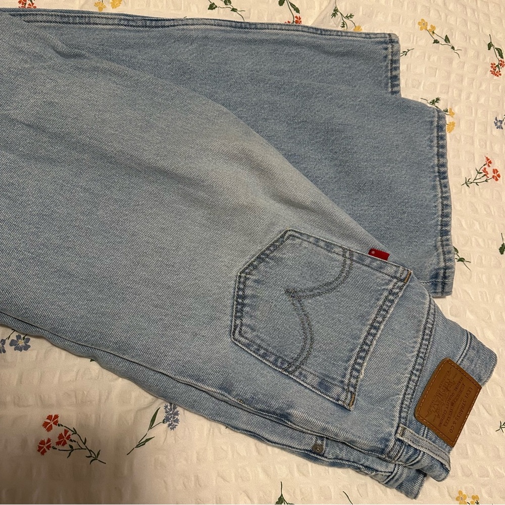 LEVI’s HIGH LOOSE - Picture 8 of 8